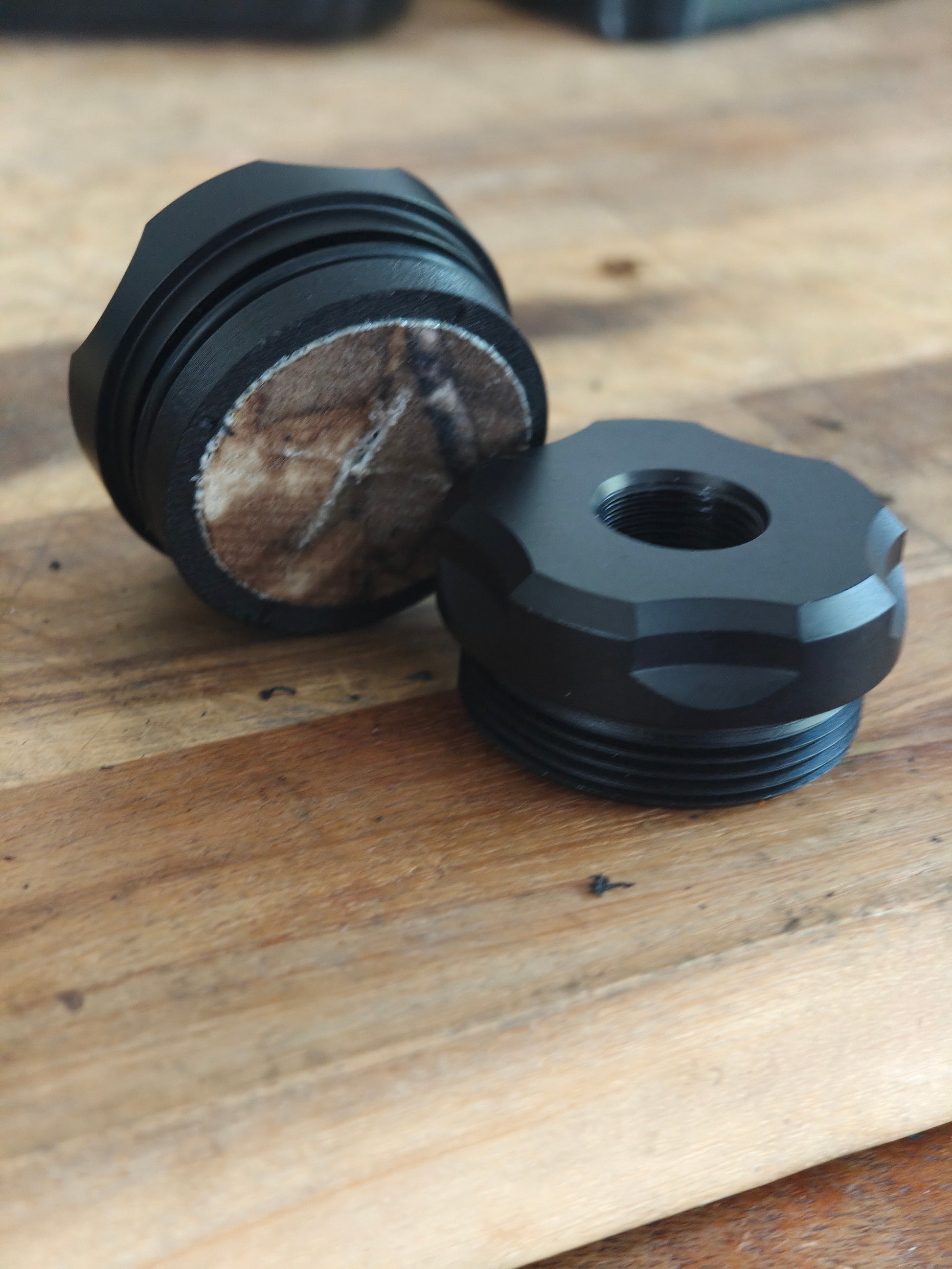 Metal replacement caps voor Model Core Sound Moderator - Silent Air... image 2
